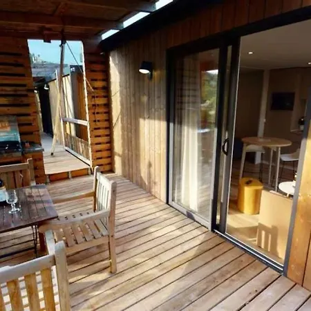 Parque de Campismo 4 Etoiles - Efaabg Roquebrune-sur-Argens